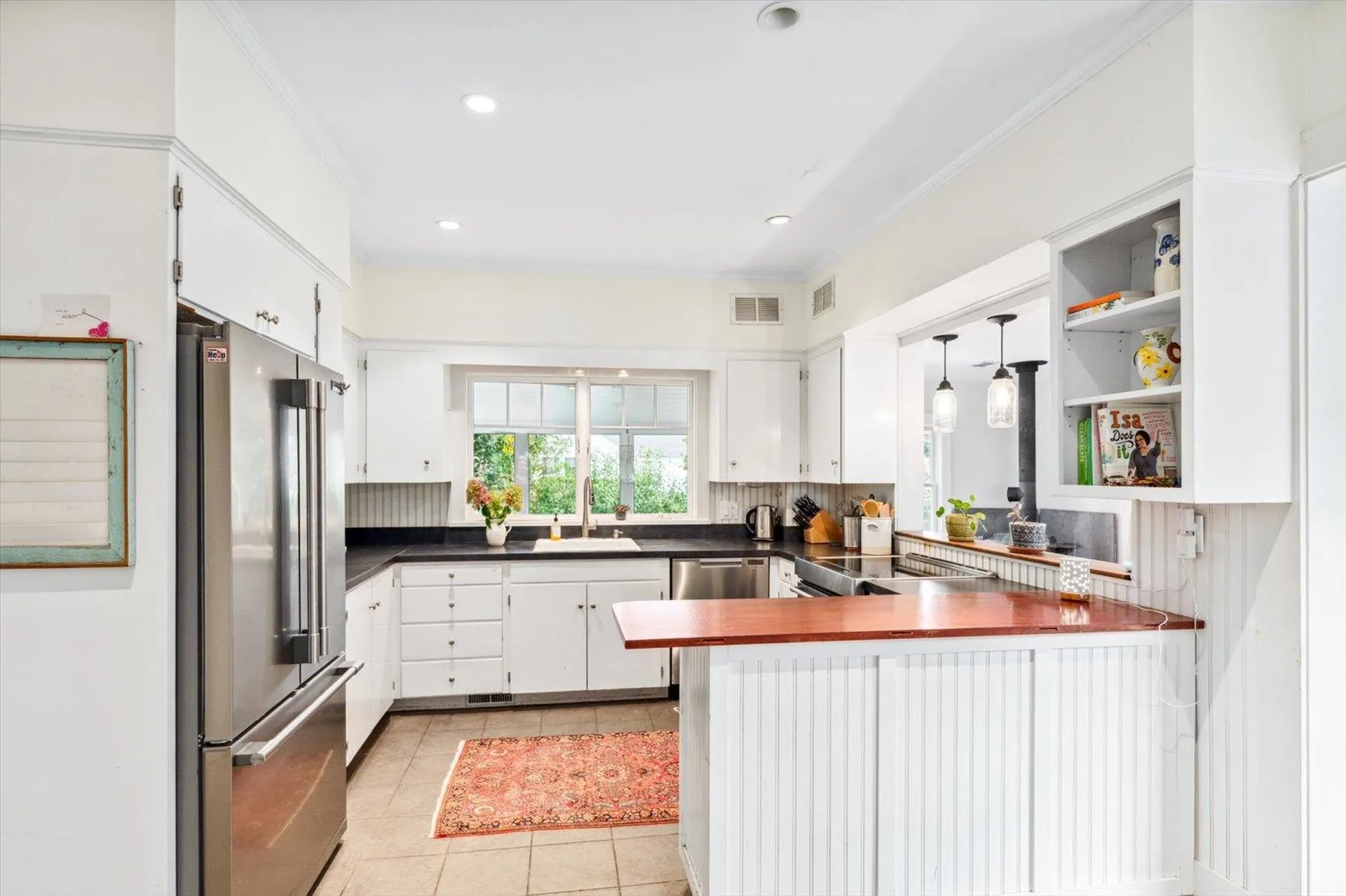 9 School Street Hancock NH 03449