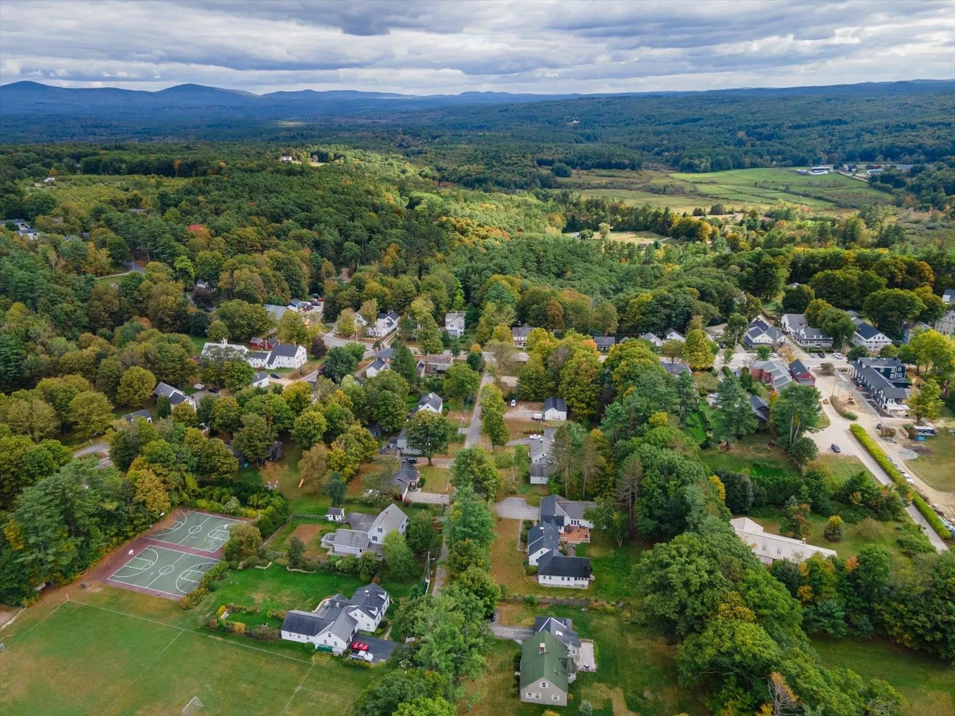 9 School Street Hancock NH 03449