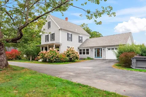 9 School Street Hancock NH 03449