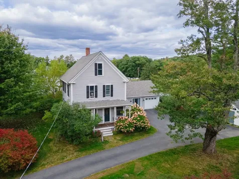 9 School Street Hancock NH 03449