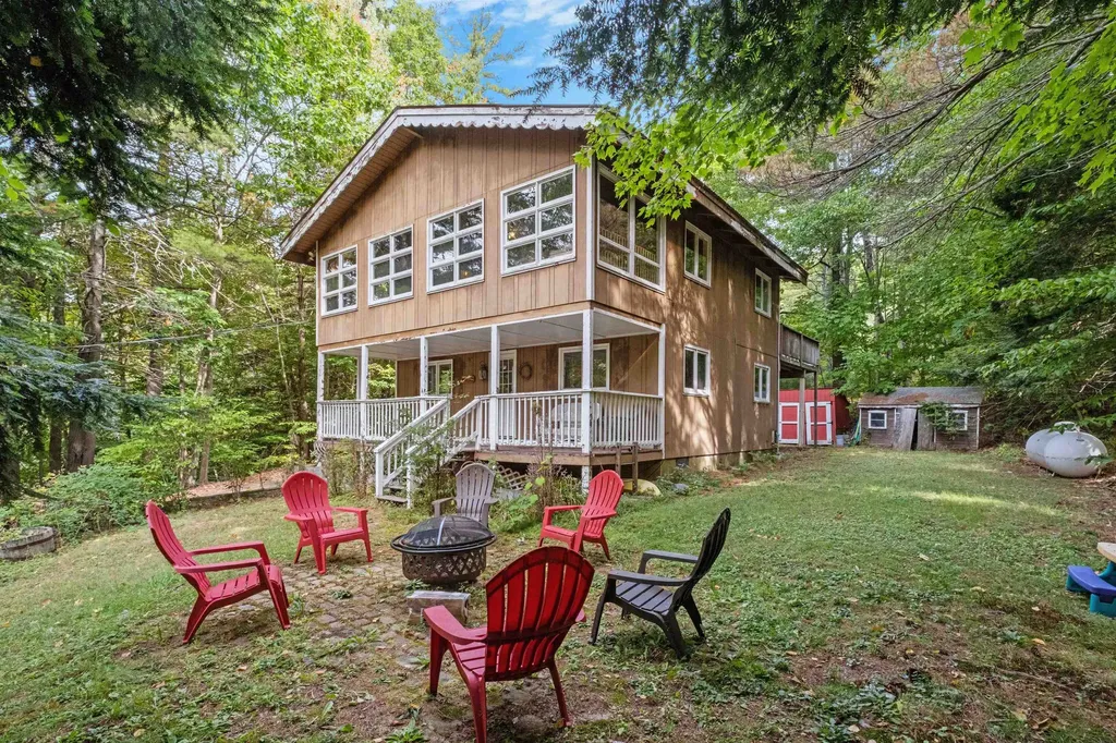 22 Hickory Stick Lane Gilford NH 03249