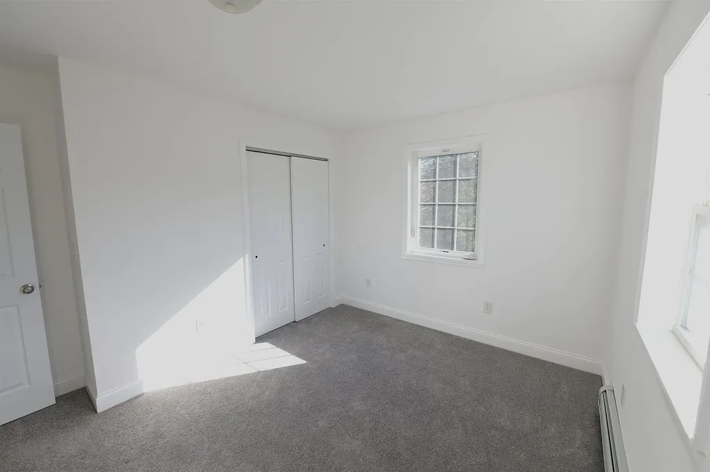 55 Apple Blossom Road St. George VT 05495