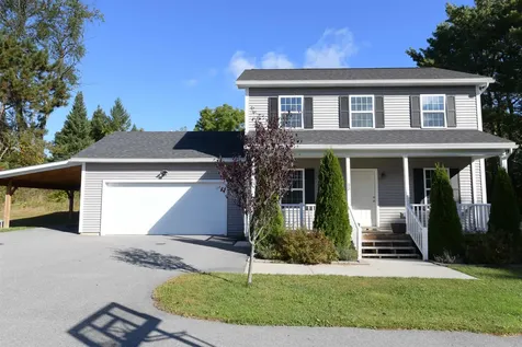 55 Apple Blossom Road St. George VT 05495