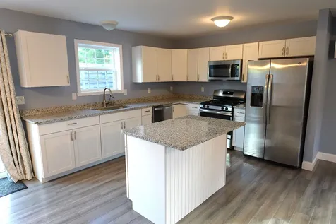 55 Apple Blossom Road St. George VT 05495