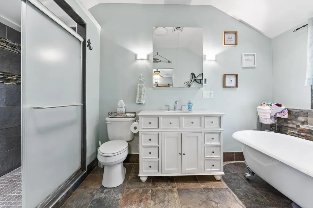 214 Main Street Farmington NH 03835