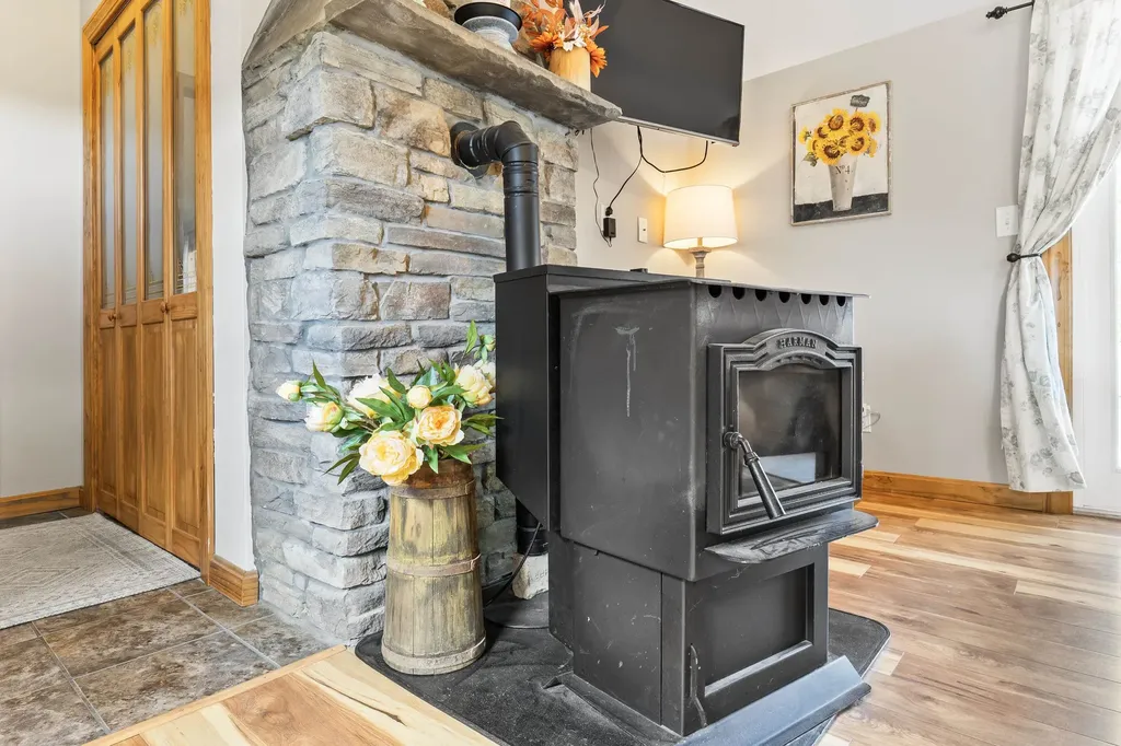 214 Main Street Farmington NH 03835