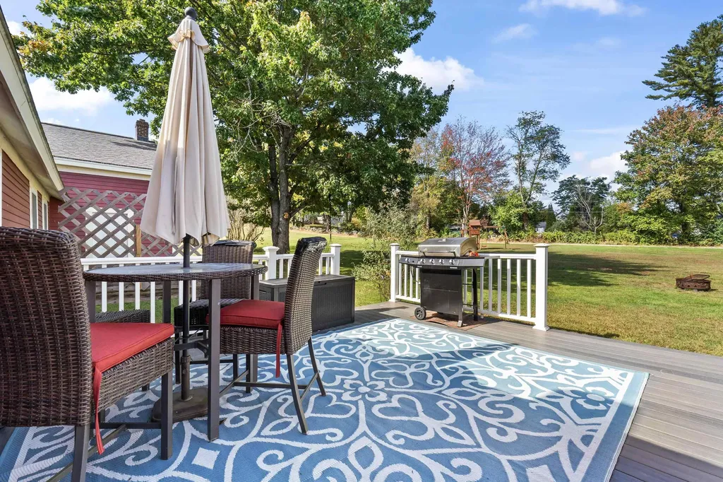 214 Main Street Farmington NH 03835