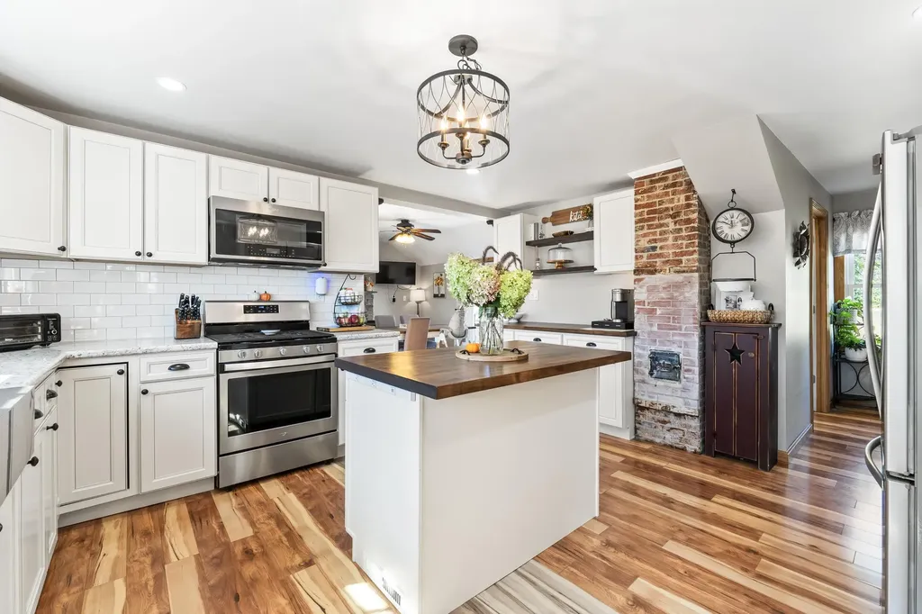 214 Main Street Farmington NH 03835