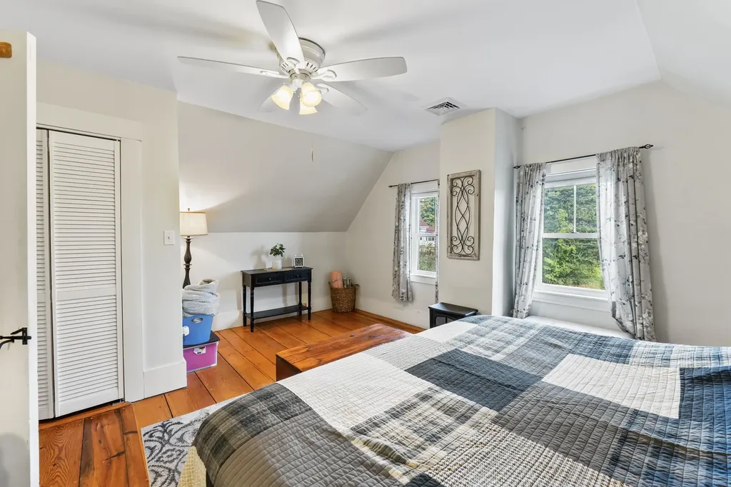 214 Main Street Farmington NH 03835