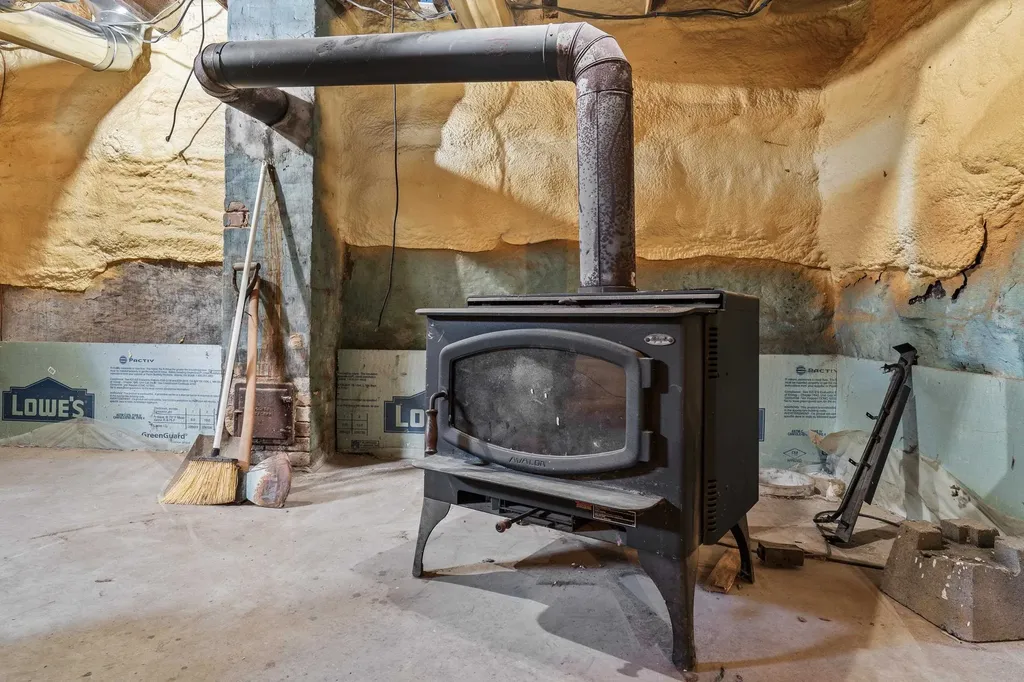 214 Main Street Farmington NH 03835