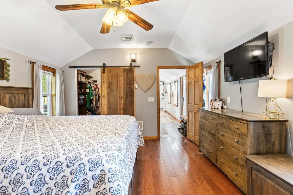 214 Main Street Farmington NH 03835