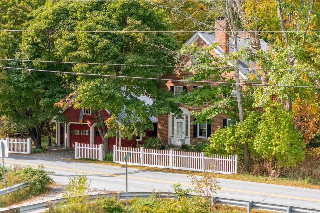 587 Vt Route 121 East Grafton VT 05146