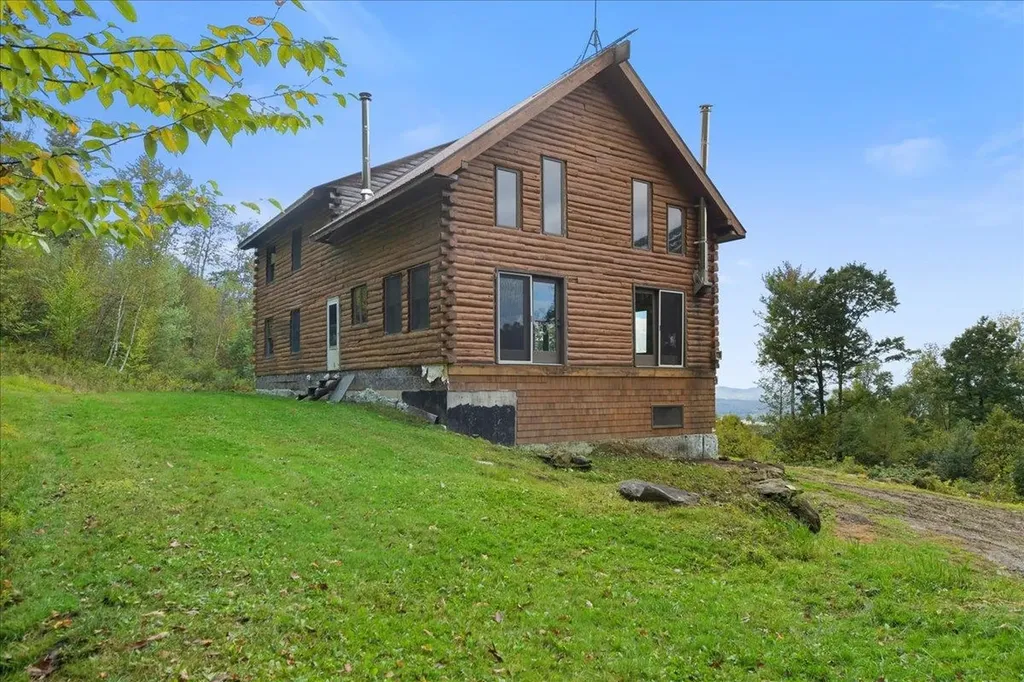 239 Blaisdell Terrace Cambridge VT 05464