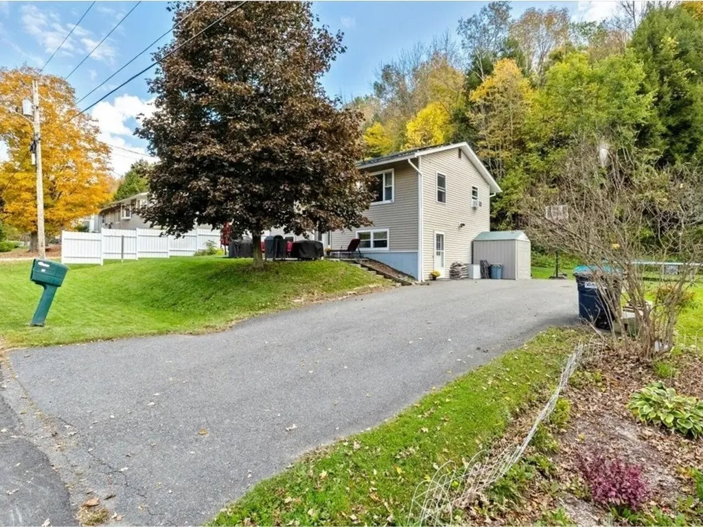 37 Spring Hollow Lane Barre Town VT 05641