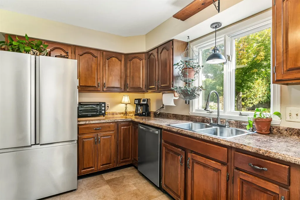 29 Tamarack Drive Essex Junction VT 05452