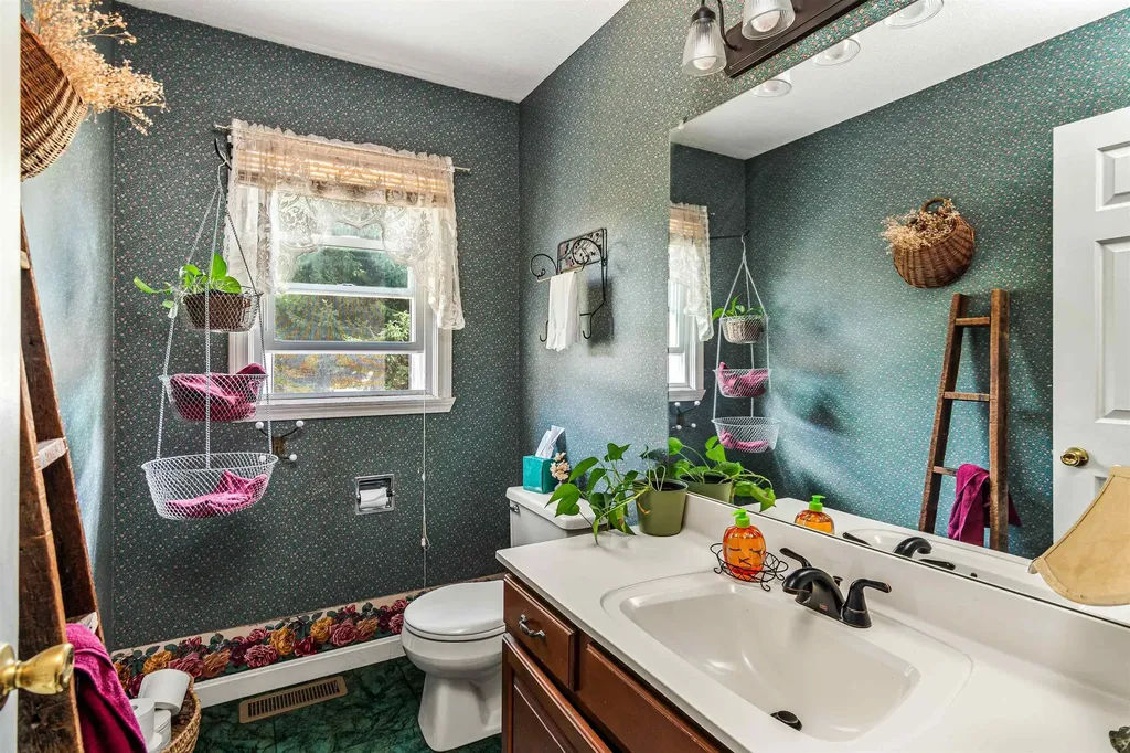 29 Tamarack Drive Essex Junction VT 05452