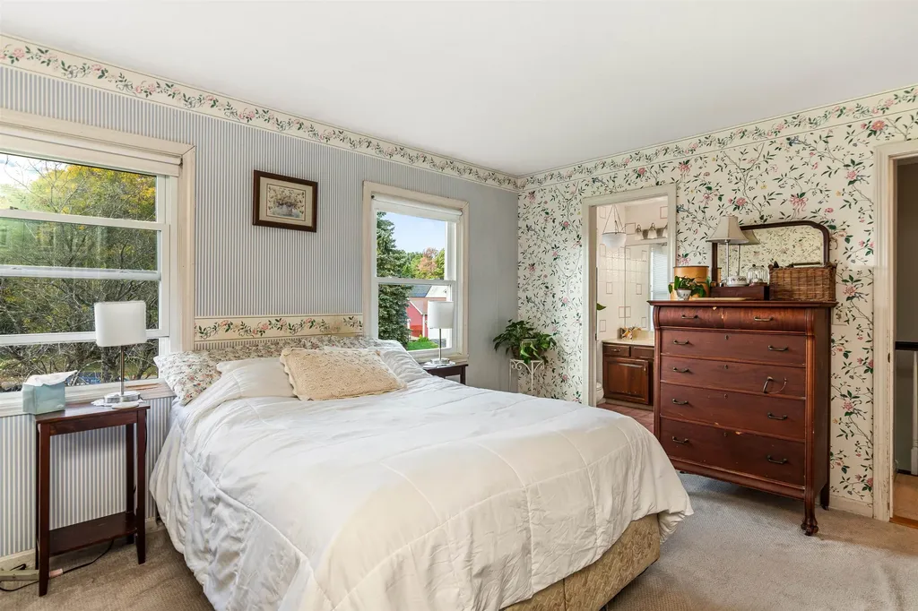 29 Tamarack Drive Essex Junction VT 05452