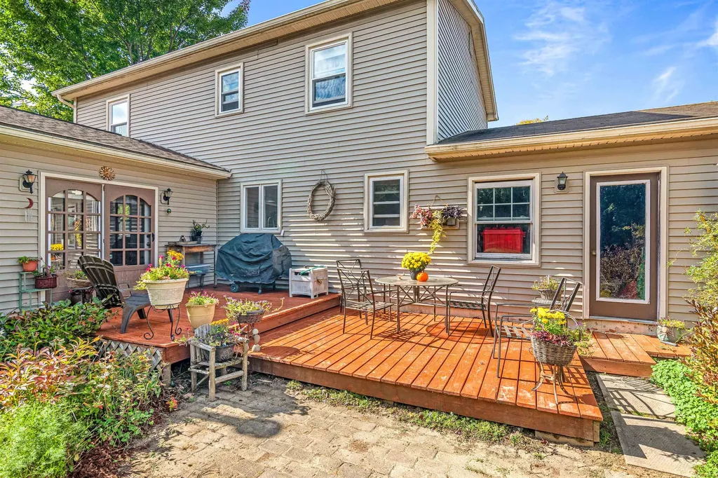 29 Tamarack Drive Essex Junction VT 05452