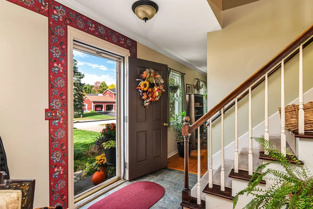 29 Tamarack Drive Essex Junction VT 05452