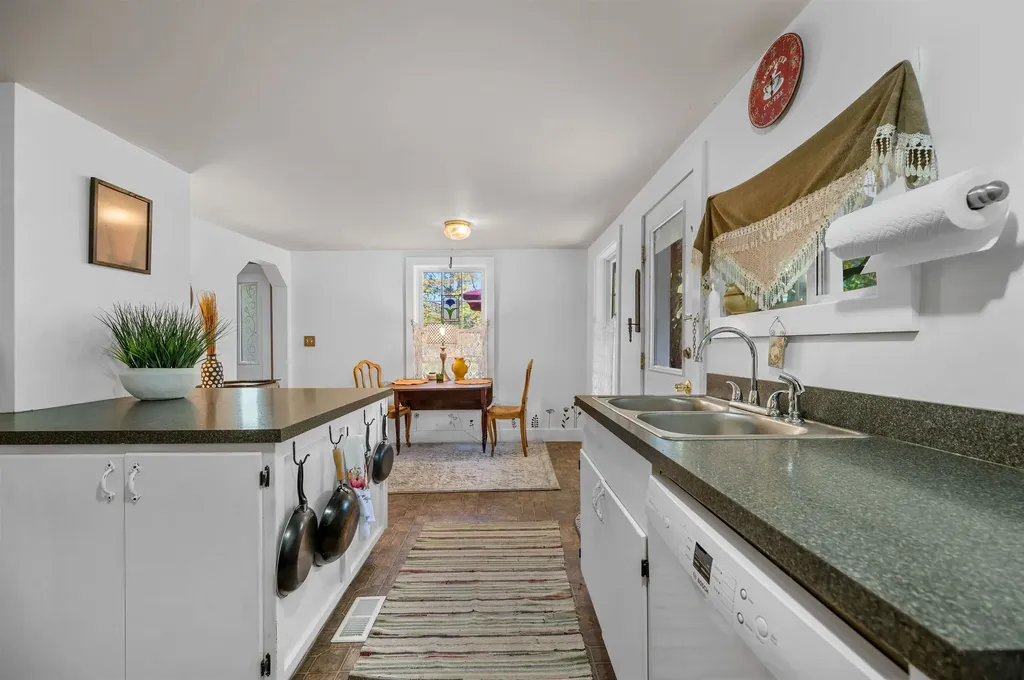 594 Vt Route 12 Middlesex VT 05602