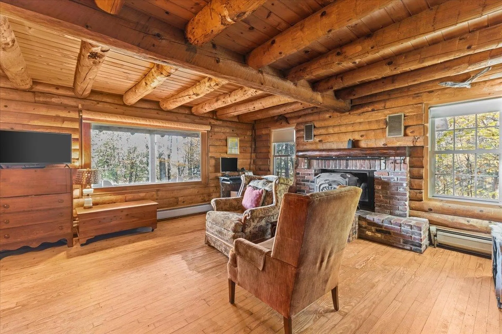 4 Woodlands Lane Hyde Park VT 05655