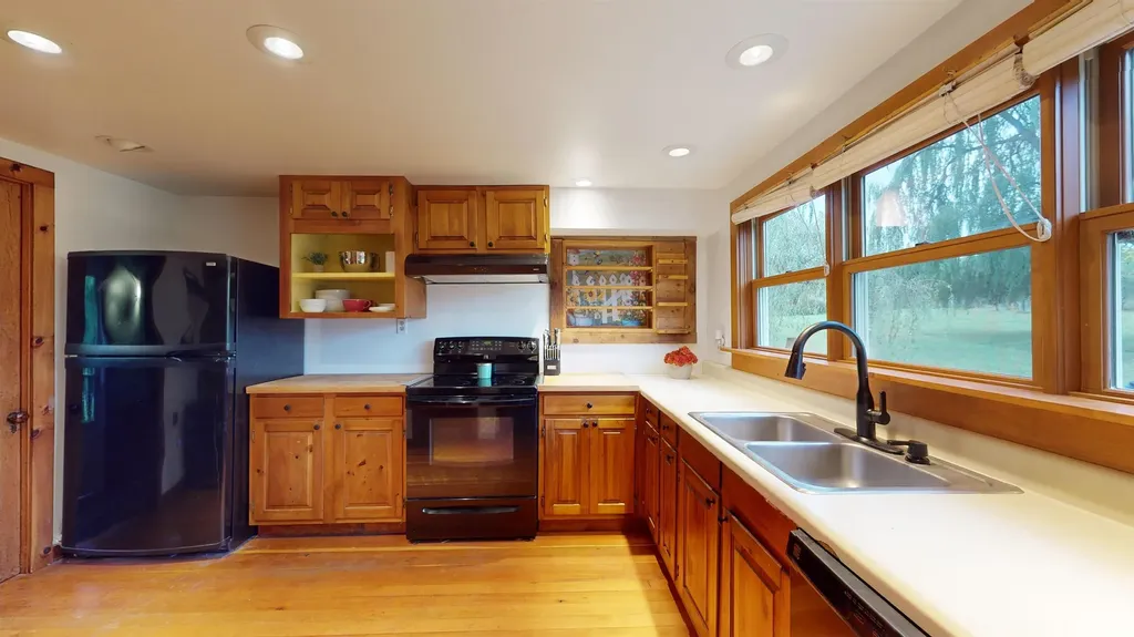 57 Lapham Bay Road Shoreham VT 05770