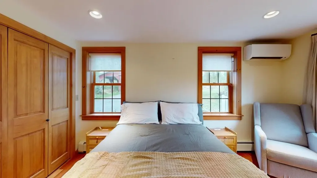 57 Lapham Bay Road Shoreham VT 05770