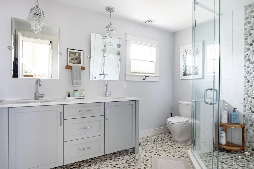 7 Shaw Street Hampton NH 03842