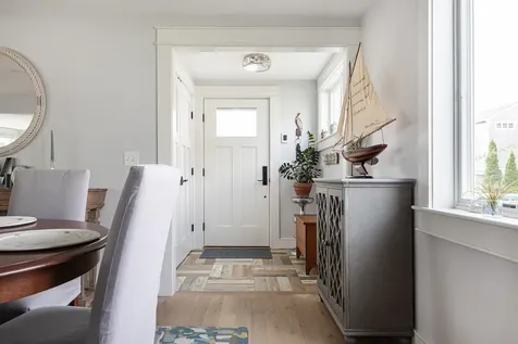 7 Shaw Street Hampton NH 03842