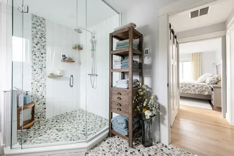 7 Shaw Street Hampton NH 03842