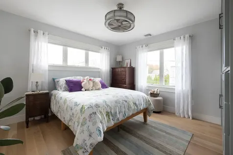 7 Shaw Street Hampton NH 03842