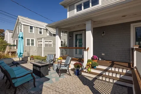 7 Shaw Street Hampton NH 03842