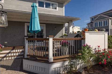 7 Shaw Street Hampton NH 03842