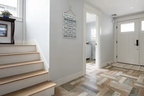 7 Shaw Street Hampton NH 03842