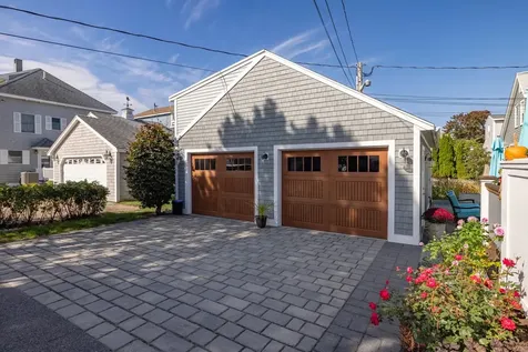 7 Shaw Street Hampton NH 03842