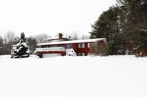 211 Vail Circle Lyndon VT 05851