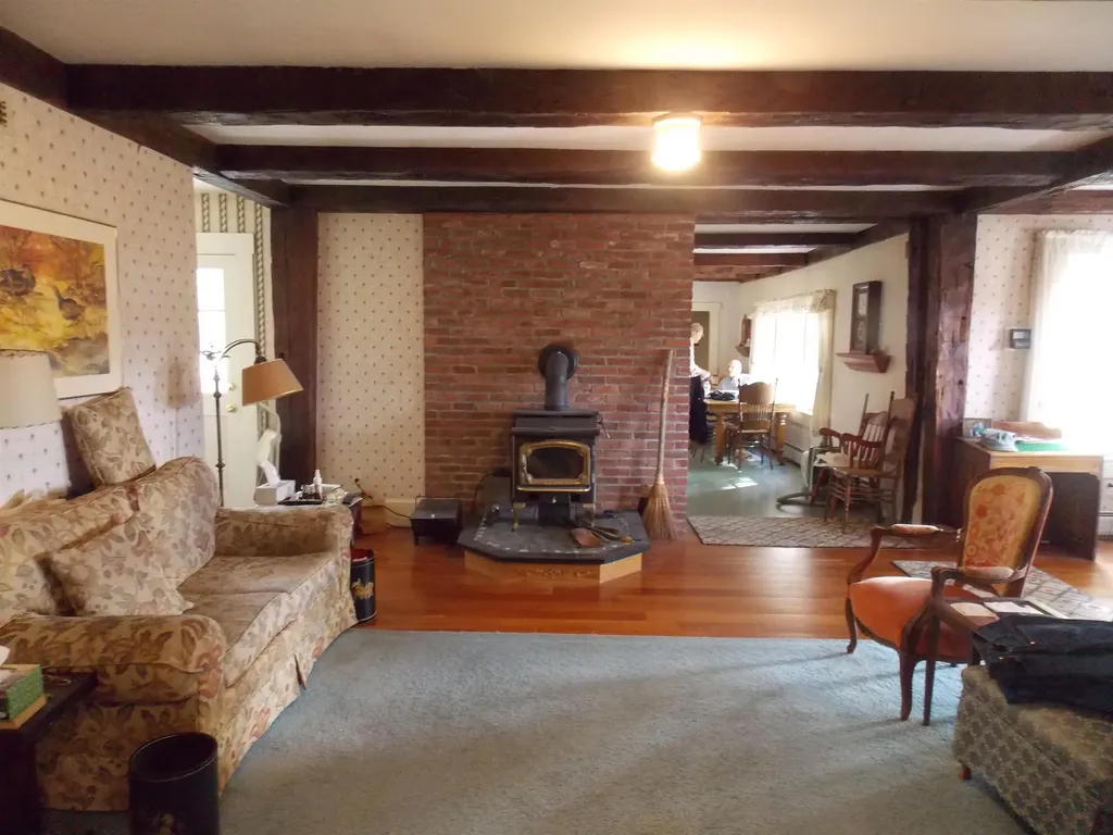 192 Gillingham Drive Newbury NH 03255