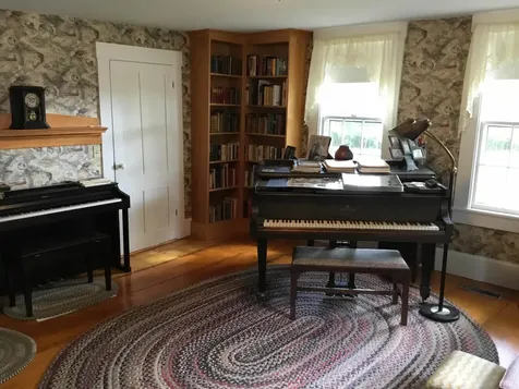 192 Gillingham Drive Newbury NH 03255