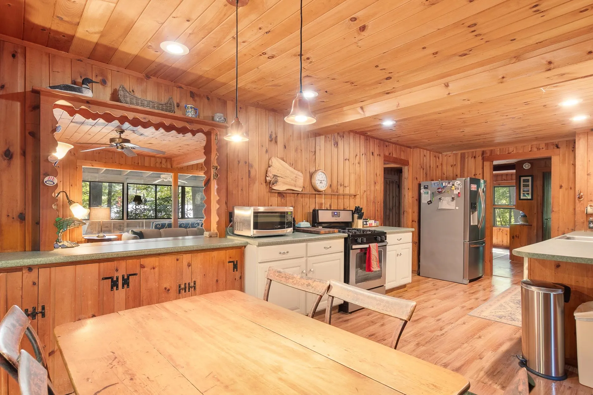 24 Alvord Road Holderness NH 03245-0000