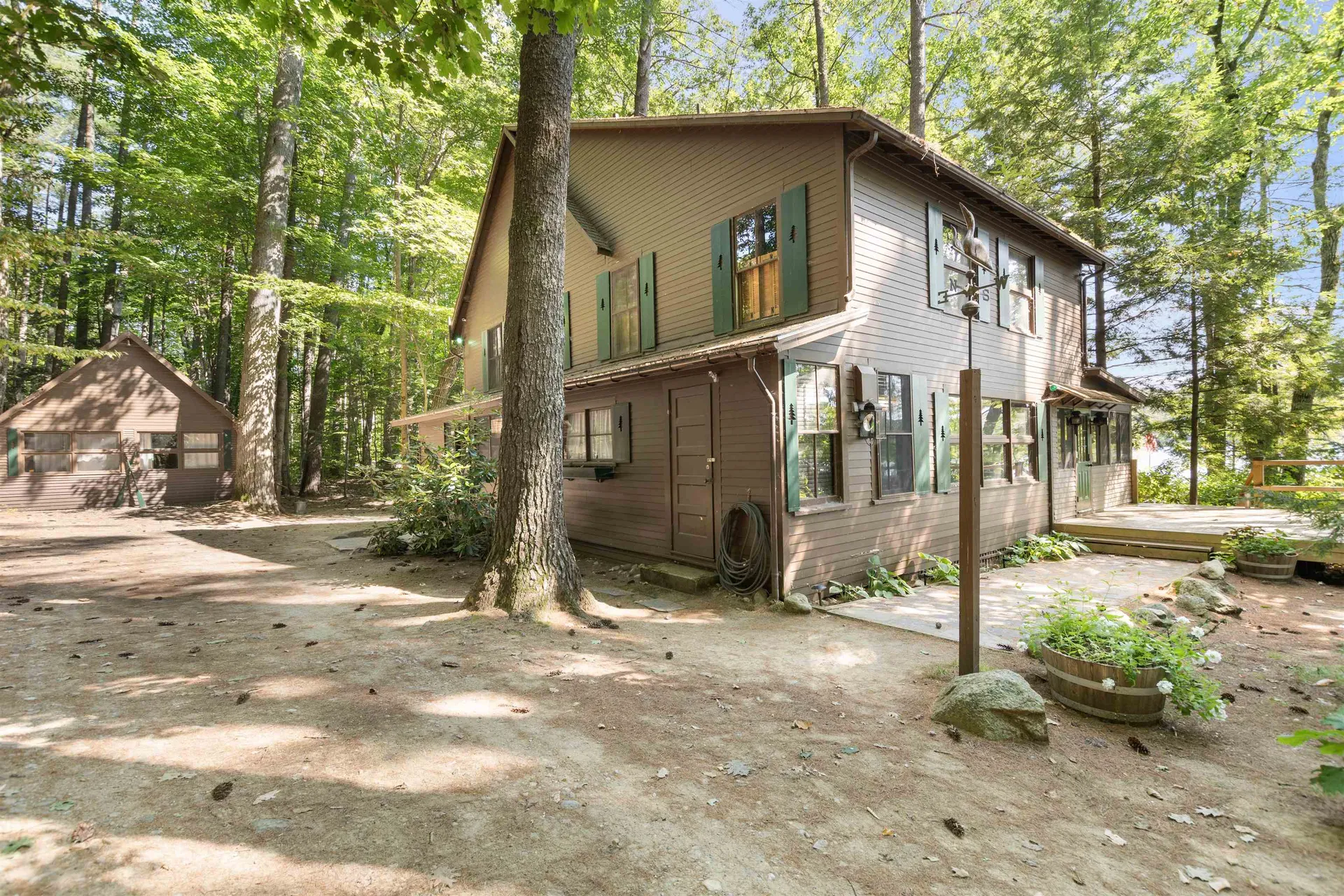 24 Alvord Road Holderness NH 03245-0000