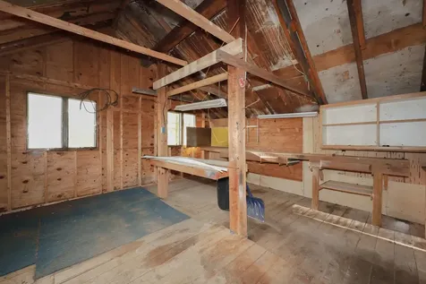 206 Shore Drive Salem NH 03079-1642