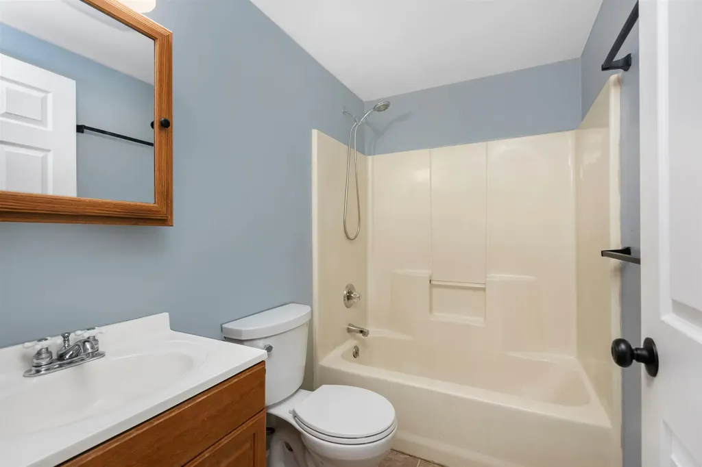 45 Chestnut Circle Loudon NH 03307