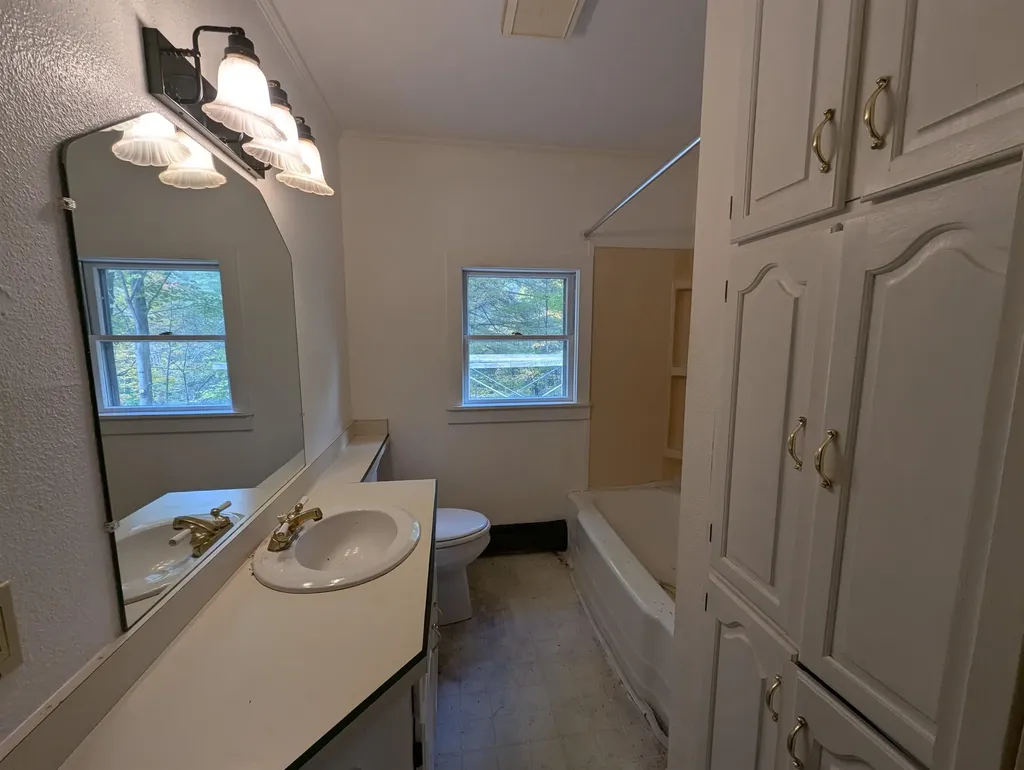 1807 Route 44 Windsor VT 05089