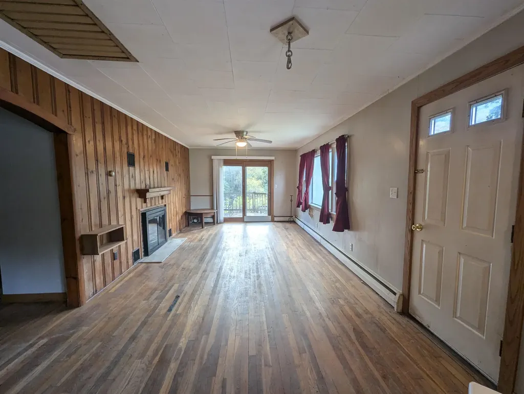 1807 Route 44 Windsor VT 05089