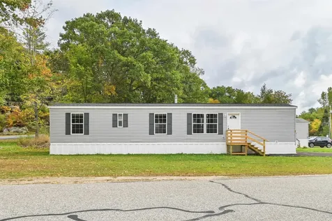 2 Lamprey River Park Newmarket NH 03857