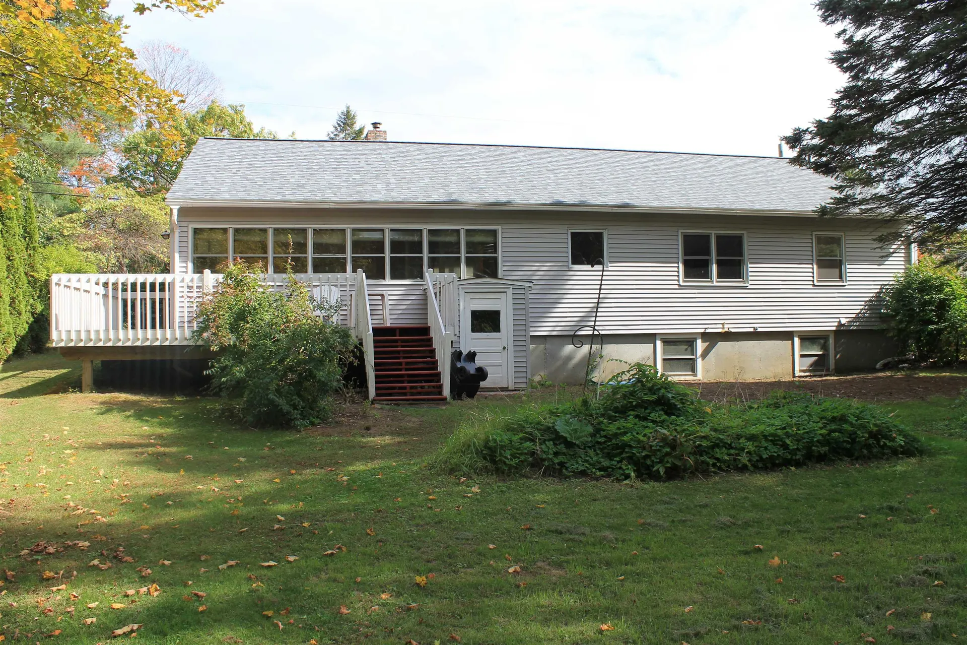 149 Hall Avenue Henniker NH 03242