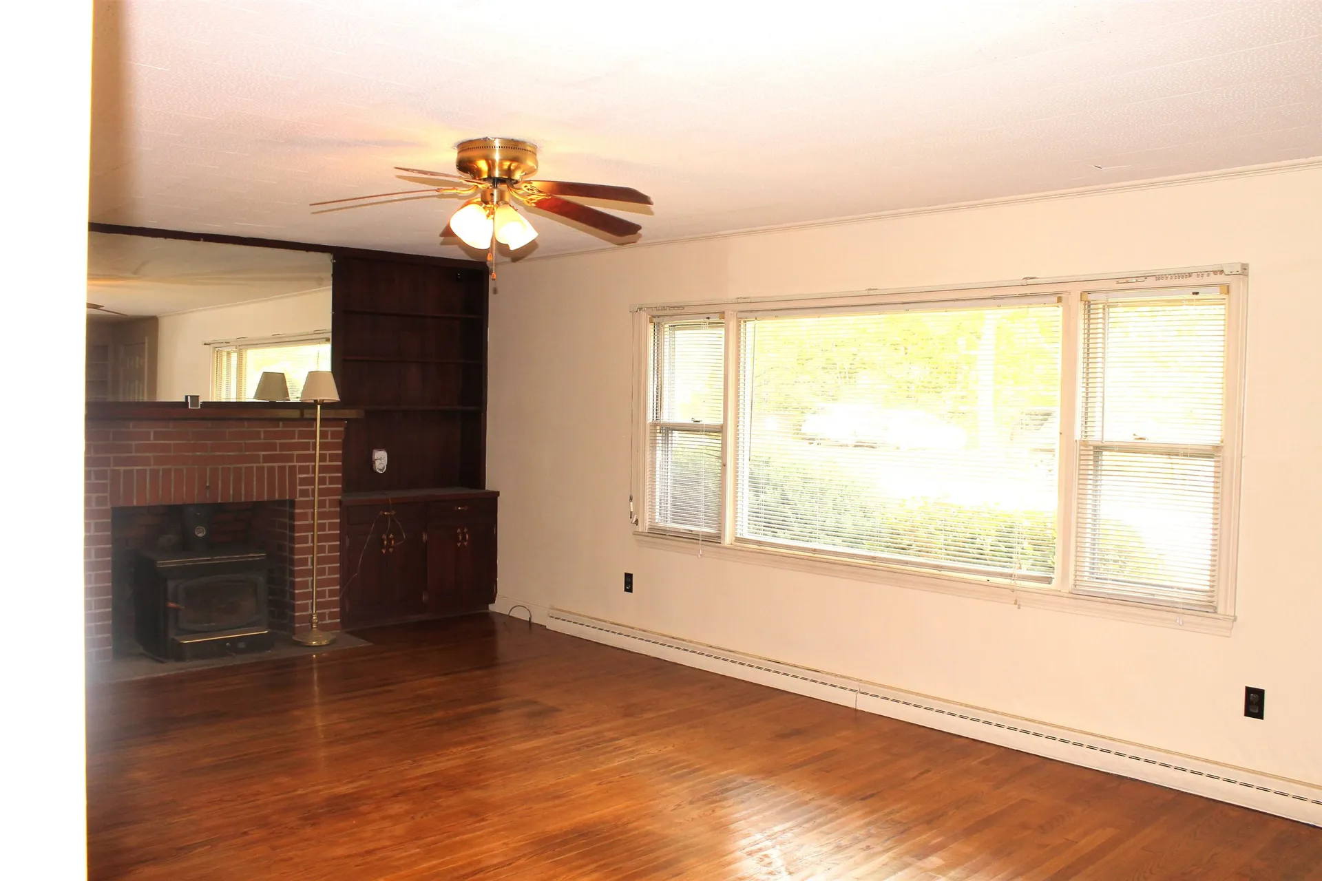 149 Hall Avenue Henniker NH 03242