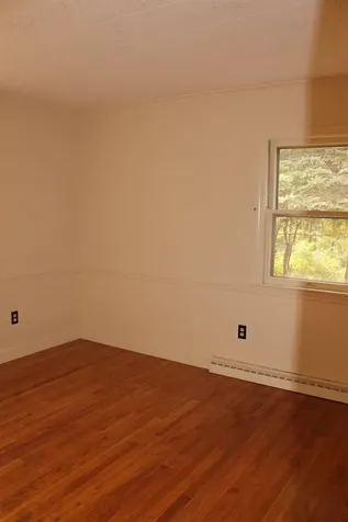 149 Hall Avenue Henniker NH 03242