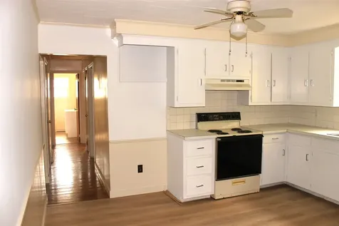 149 Hall Avenue Henniker NH 03242