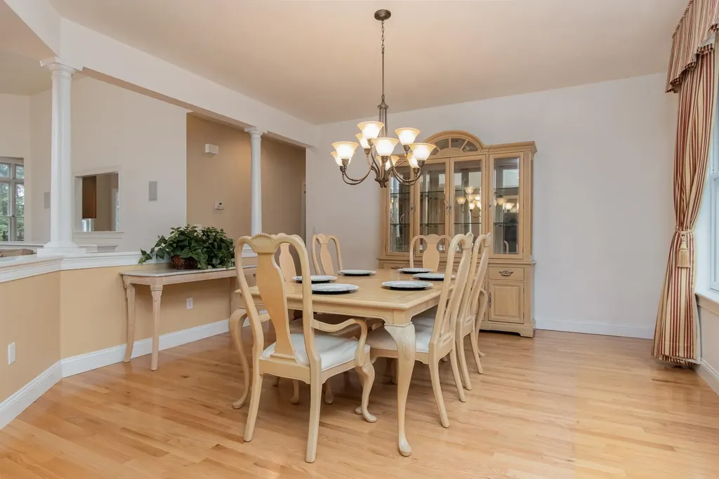 17 Freemans Way Hollis NH 03049